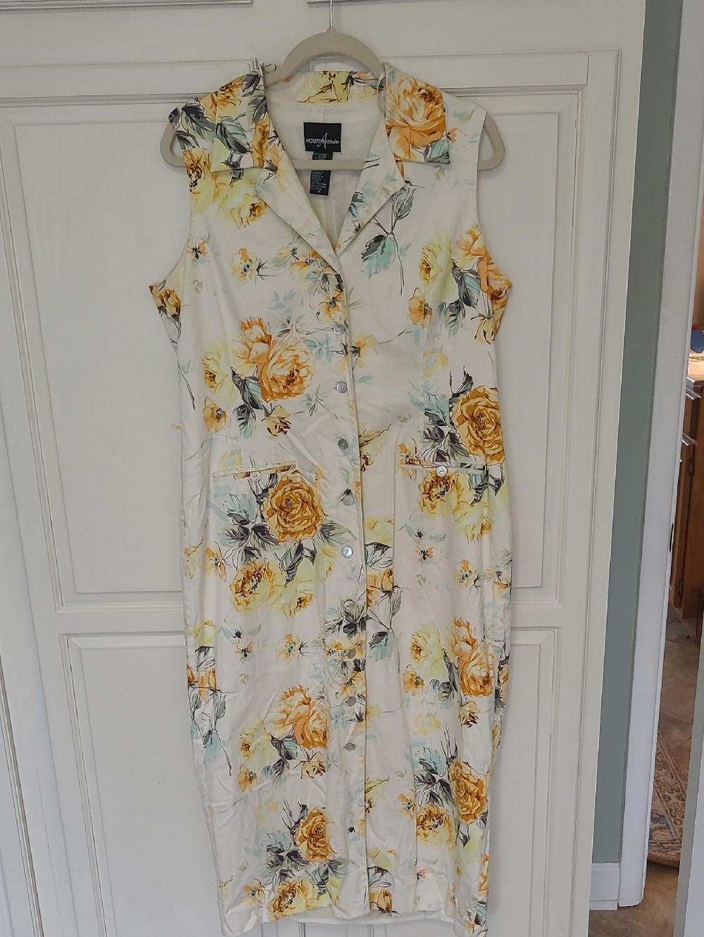 Vintage Positive Attitude Yellow Rose Print Sleeveless Button-Front Dress